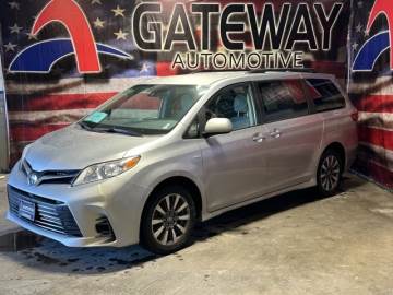 2020 TOYOTA SIENNA