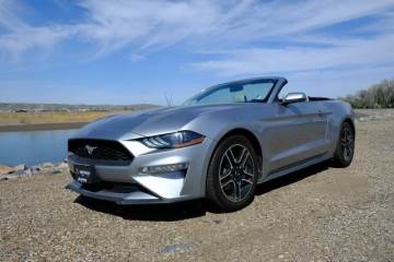 2020 FORD MUSTANG