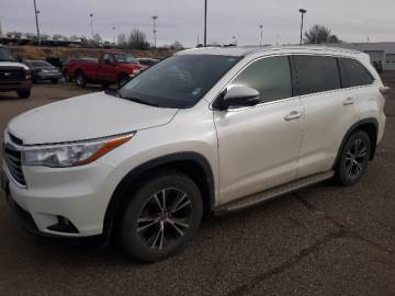 2016 TOYOTA HIGHLANDER