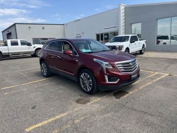 2017 CADILLAC XT5