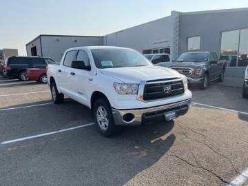 2011 TOYOTA TUNDRA