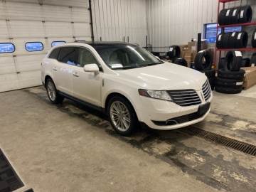 2019 LINCOLN MKT