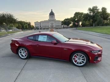 2024 FORD MUSTANG