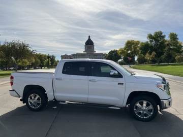 2020 TOYOTA TUNDRA
