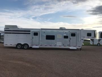 2013 SOONER 8X34 STOCK COMBO LIVING QUARTERS
