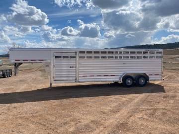 2023 FEATHERLITE 8127 STOCK TRAILER 7X24