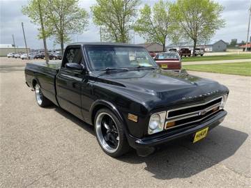 1968 CHEVROLET C10