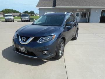 2016 NISSAN ROGUE