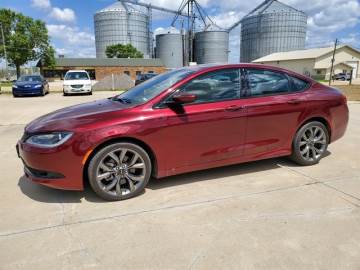 2016 CHRYSLER 200