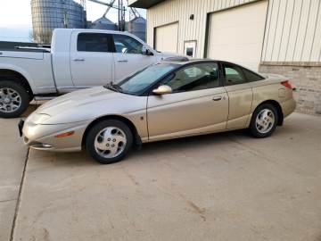 2002 SATURN SC 3DR