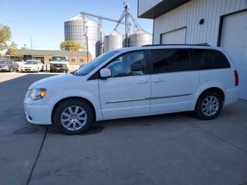 2016 CHRYSLER TOWN & COUNTRY