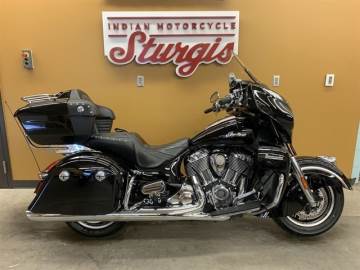 2018 INDIAN MOTORCYCLE® ROADMASTER® ABS THUNDER BLACK