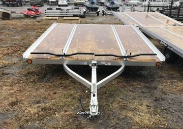 2018 TRITON XT10-101