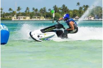 2019 YAMAHA SUPERJET