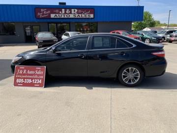 2017 TOYOTA CAMRY