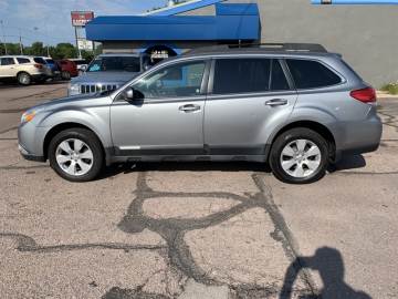 2011 SUBARU OUTBACK