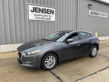 2017 MAZDA MAZDA3