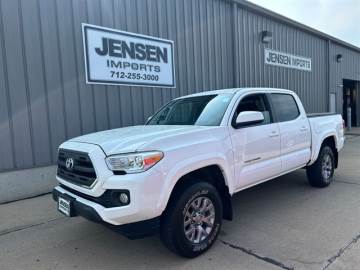 2016 TOYOTA TACOMA