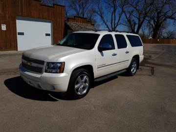 2011 CHEVROLET SUBURBAN