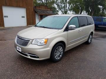 2014 CHRYSLER TOWN & COUNTRY