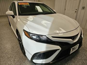 2023 TOYOTA CAMRY