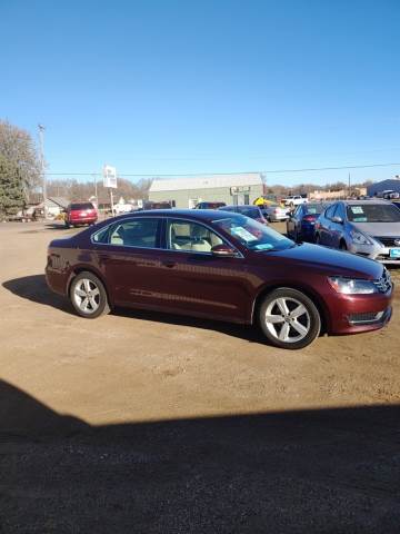 2012 VOLKSWAGEN PASSAT SE