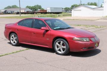 2005 PONTIAC BONNEVILLE