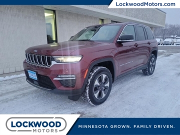 2022 JEEP GRAND CHEROKEE