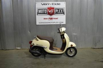 2018 HONDA METROPOLITAN