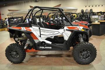 2019 POLARIS® Z19VDE92AC