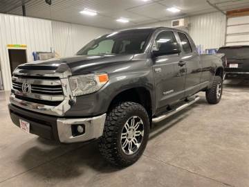 2017 TOYOTA TUNDRA
