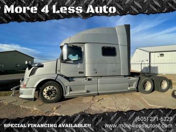 2015 VOLVO 780 SERIES