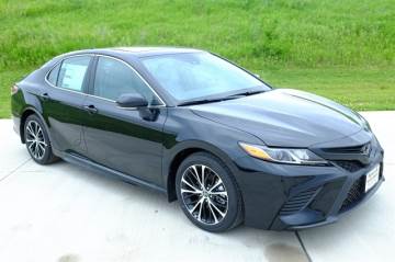 2019 TOYOTA CAMRY