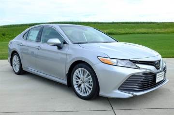 2019 TOYOTA CAMRY