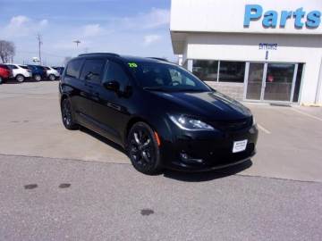 2020 CHRYSLER PACIFICA