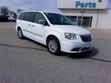 2015 CHRYSLER TOWN & COUNTRY