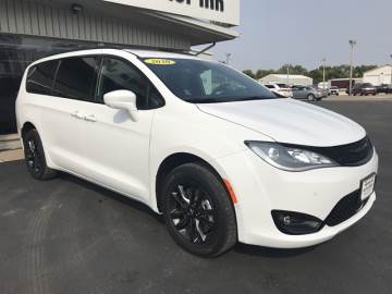 2020 CHRYSLER PACIFICA
