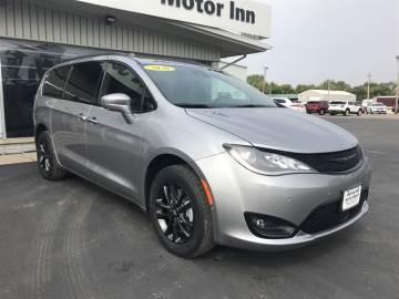 2020 CHRYSLER PACIFICA