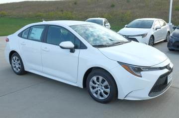 2021 TOYOTA COROLLA
