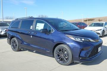 2021 TOYOTA SIENNA
