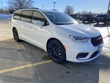 2021 CHRYSLER PACIFICA