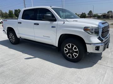 2018 TOYOTA TUNDRA