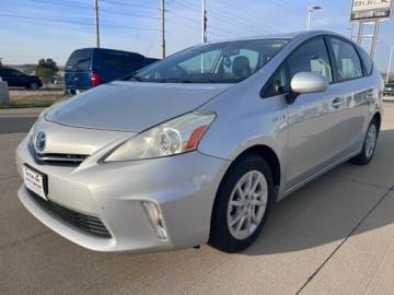 2013 TOYOTA PRIUS V