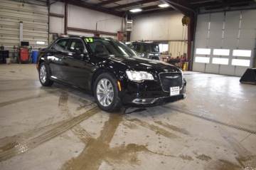 2017 CHRYSLER 300