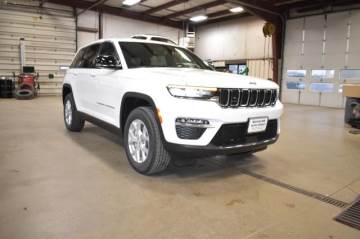 2024 JEEP GRAND CHEROKEE