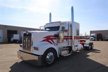 2019 KENWORTH W900