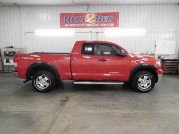 2011 TOYOTA TUNDRA