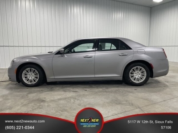 2016 CHRYSLER 300