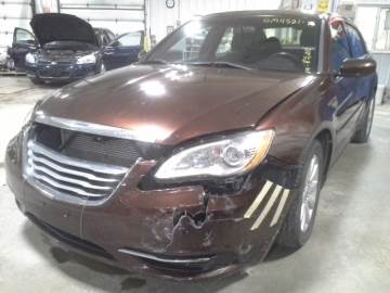 2013 CHRYSLER 200