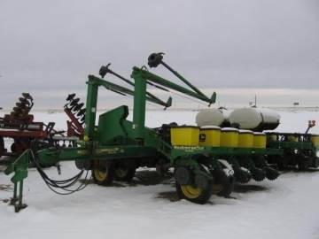 1998 JOHN DEERE 1770